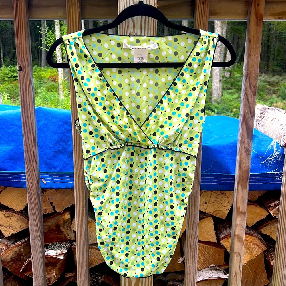 Max Studio Slimming Top
